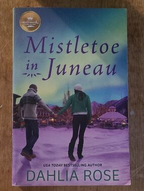 Hallmark Mistletoe in Juneau Paperback Book Romance